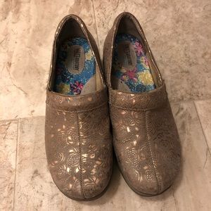 SOLD Grey’s Anatomy shoes with memory foam. Size 8